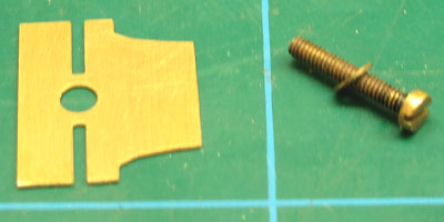 Pivot Plate and fixing screw.